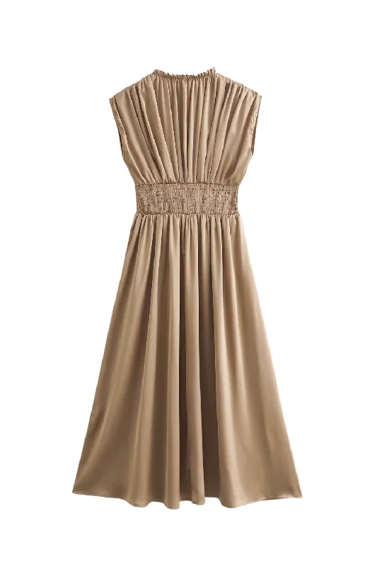 'Kendra' Pleated Sleeveless Dress